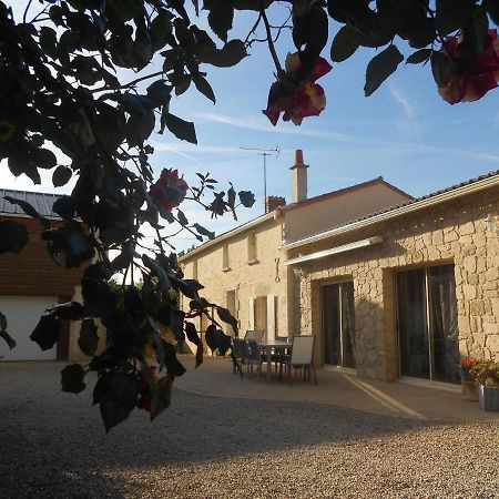 Charmante Maison A La Campagne Taizé Exterior foto