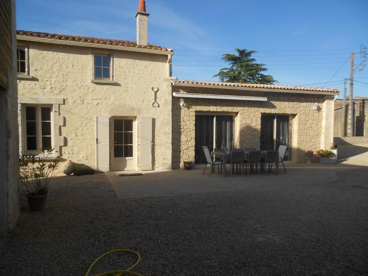Charmante Maison A La Campagne Taizé Exterior foto